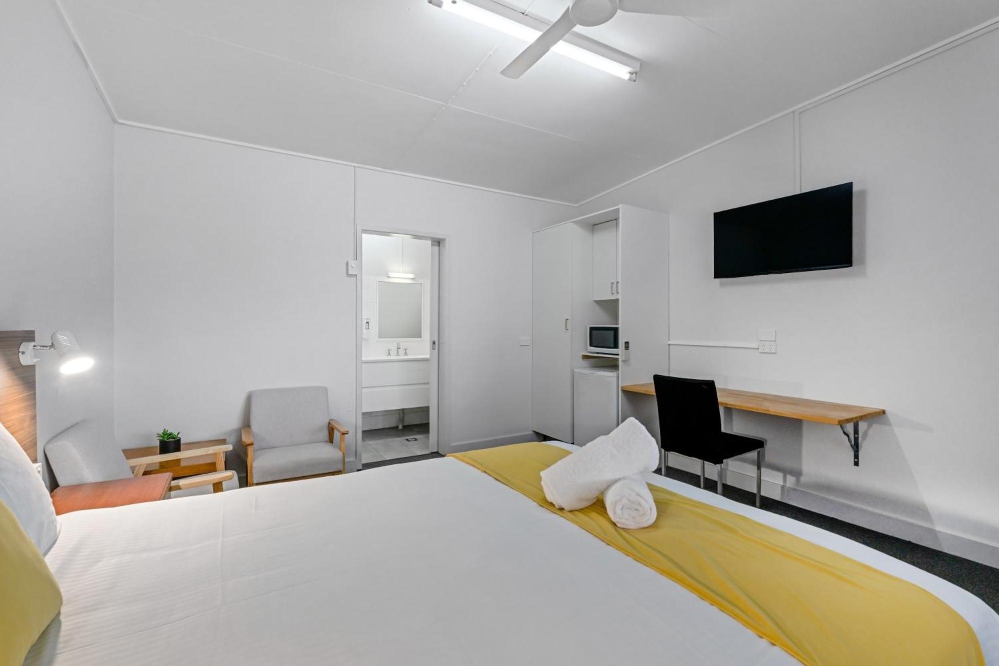 Econo Lodge Chaparral Motel Ballina Esterno foto