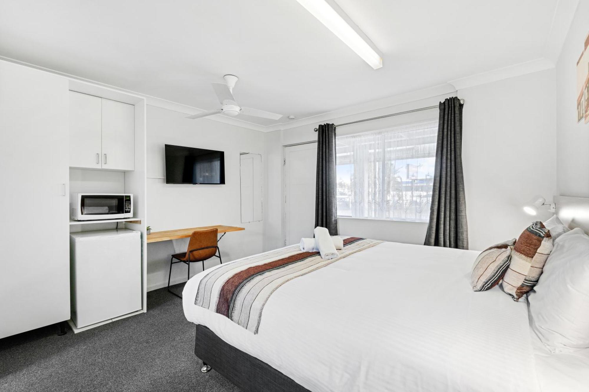 Econo Lodge Chaparral Motel Ballina Esterno foto