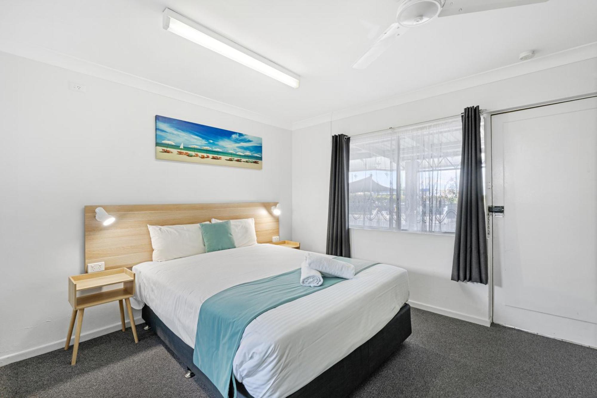 Econo Lodge Chaparral Motel Ballina Esterno foto