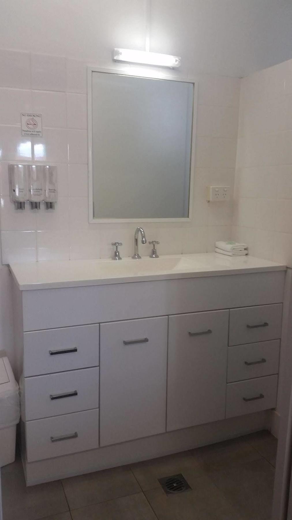 Econo Lodge Chaparral Motel Ballina Esterno foto