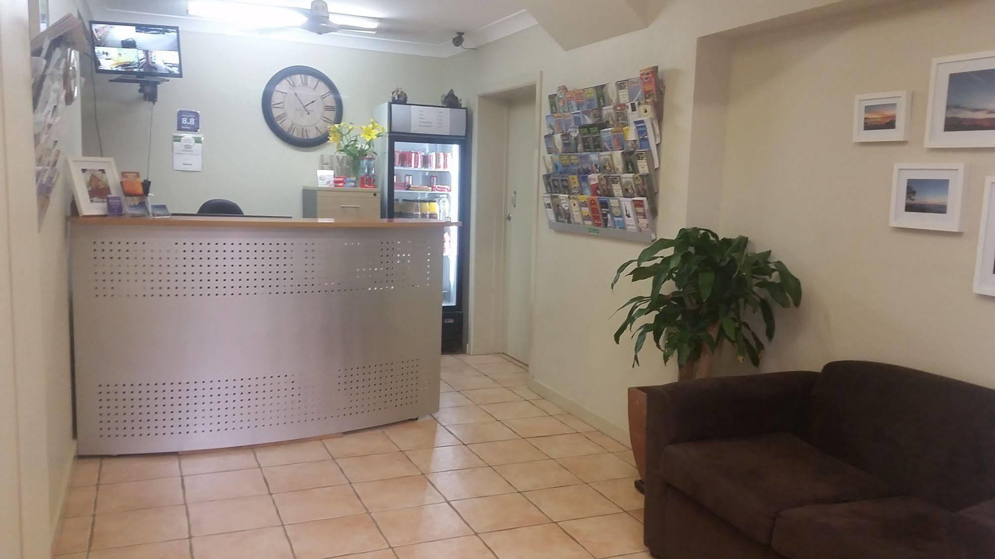Econo Lodge Chaparral Motel Ballina Esterno foto