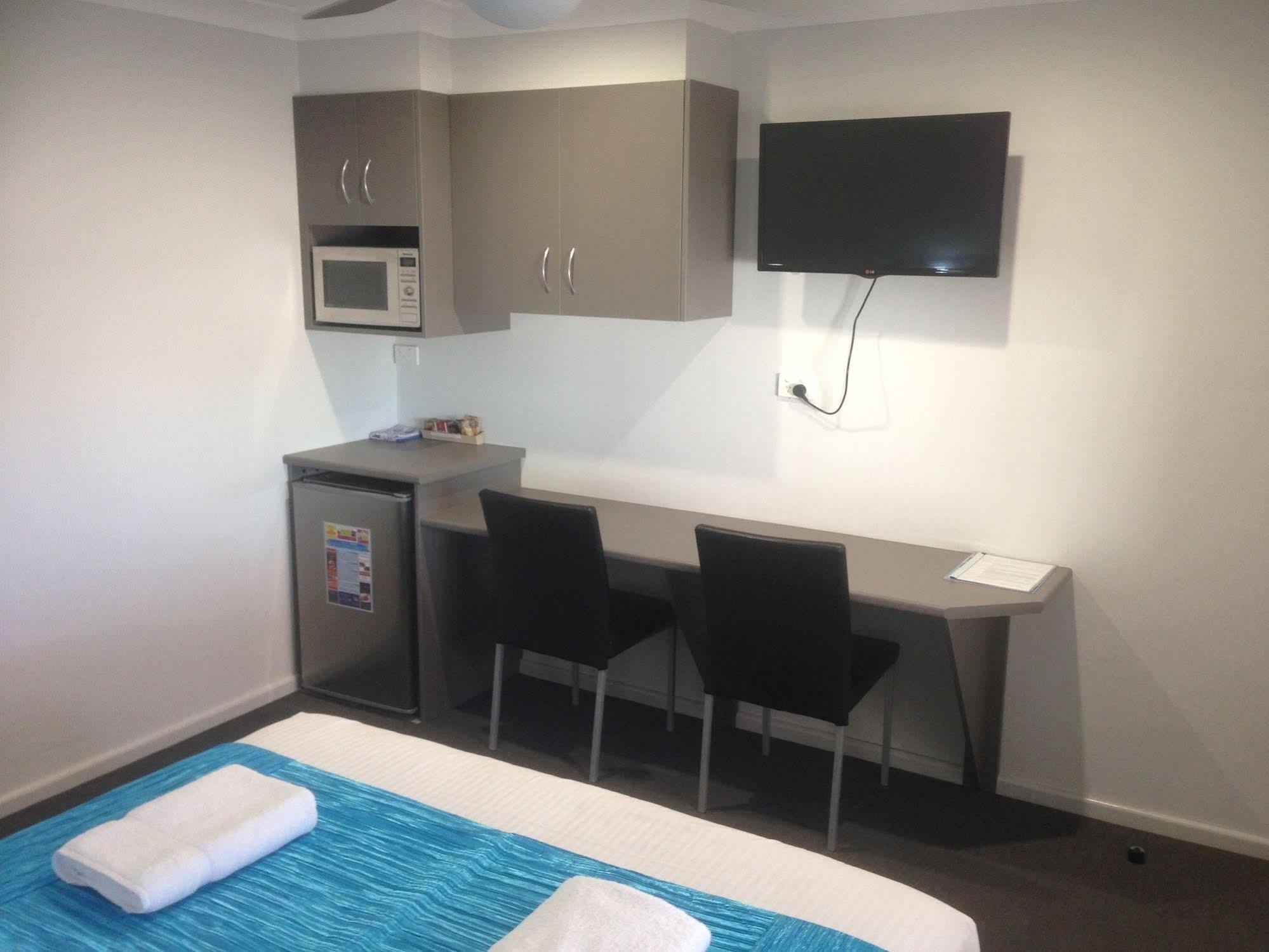 Econo Lodge Chaparral Motel Ballina Esterno foto