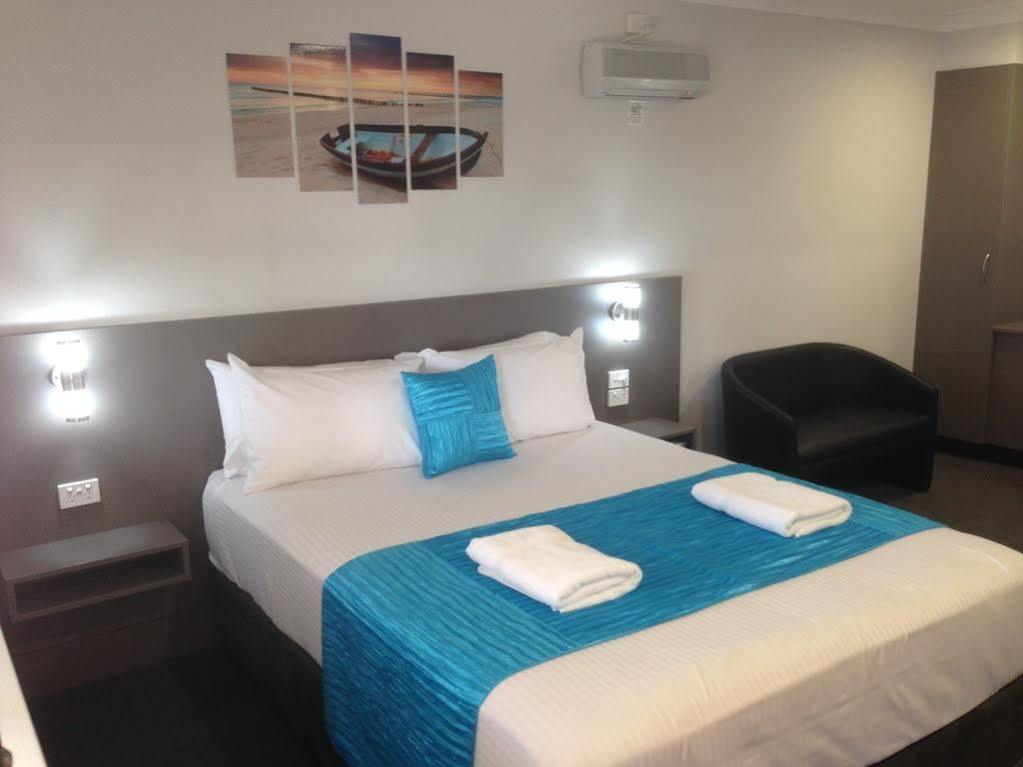 Econo Lodge Chaparral Motel Ballina Esterno foto