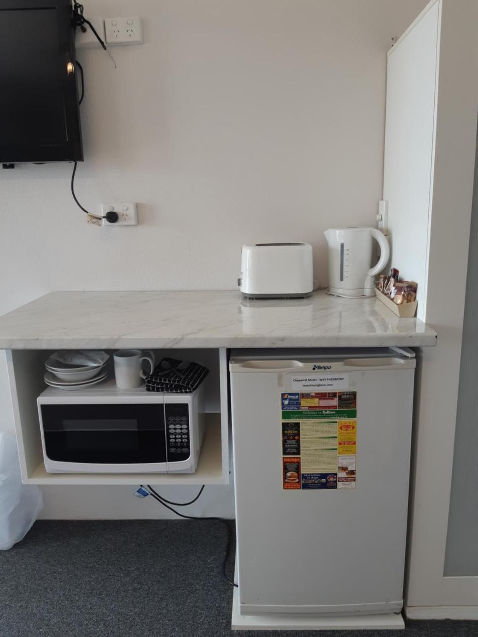 Econo Lodge Chaparral Motel Ballina Esterno foto