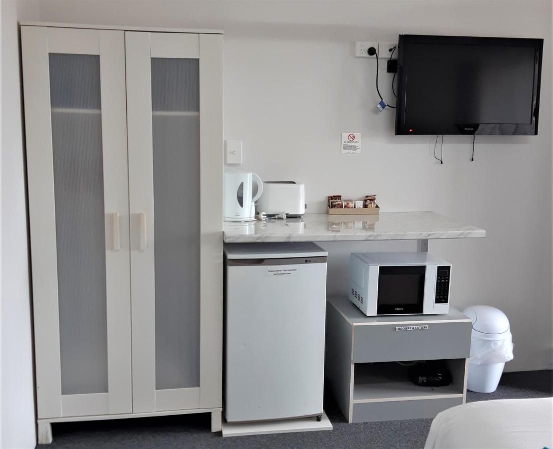 Econo Lodge Chaparral Motel Ballina Esterno foto